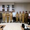 Foto Bupati Majene,H.Andi Achmad Syukri, SE.MM, Gubernur Sulbar SDK bersama 5 Bupati Se Sulbar Bersama Menteri Transmigrasi ,Iftitah Sulaiman di Jakarta, Senin, 5/5/2025.
