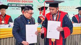 Bupati Majene, Dr.H.Achmad Andi Syukri, SE.MM Raih Doktor, Theater Classroom Lt. 1, Gedung PPs STIE AMKOP Makassar