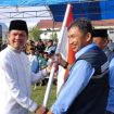 Ardiansyah Sekda Majene, Mewakil Bupati Majene Melepas Secara Resmi 236 Calon Jamaah Haji di Stadion  Prasamya Mandar Majene, Selasa (6/5).
