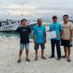 Abd. Rahman Ketua RT. Lingkungan Baurung,Kel.Baurung Kec. Banggar Timur Bersama Tokoh Nelayan Dan Warga Nelayan Foto Bersama di Lokasi Papaluang Lopi, Sekaligus Tambatan Perahu Nelayan. Kisah 8/05/2025.