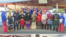 Wakil Bupati, Dr.Hj.Andi Rita Mariani, M. Pd Sebagai Inspektur Upacara pada Hari diknas 2 Mei 2025 Di Pondopo Rumah Bupati Majene. 