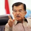 H.Muh.Yusuf Kalla Mantan Wakil Presiden Memberikan Komentar Tentang Empat P. Di Ace. 