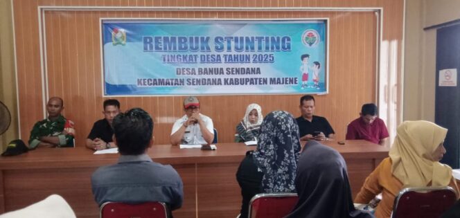
					Pj. Kades Banua Sendana Darmawi, SE membuka Acara Rembuk Stunting  Sabtu 17 Mei 2025.