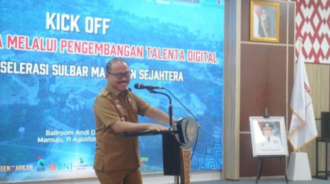 
					SDK;Gubernur Sulbar Sindir ASN “Lebih Pintar Membuat  Program, dan Mengadopsi.