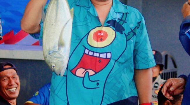 Yunus Hadaming. SE Dirut Utama PT. Surya Utama Sponsor Dalam Pamboang Pestival  2025.