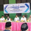 Kadis DPPKB Majene, Hj. Andi Beda, S.Sos,And, Pem, di Dpingi Camat Tamerod'o Edi Bastian, Camat Tubo H. Abdul Azis, S.Pd,M.Pd, Camat Malunda, dan Camat Ulumanda Di Acara Lokmin Di Gor Desa Tamerod'o.