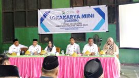 Kadis DPPKB Majene, Hj. Andi Beda, S.Sos,And, Pem, di Dpingi Camat Tamerod'o Edi Bastian, Camat Tubo H. Abdul Azis, S.Pd,M.Pd, Camat Malunda, dan Camat Ulumanda Di Acara Lokmin Di Gor Desa Tamerod'o.
